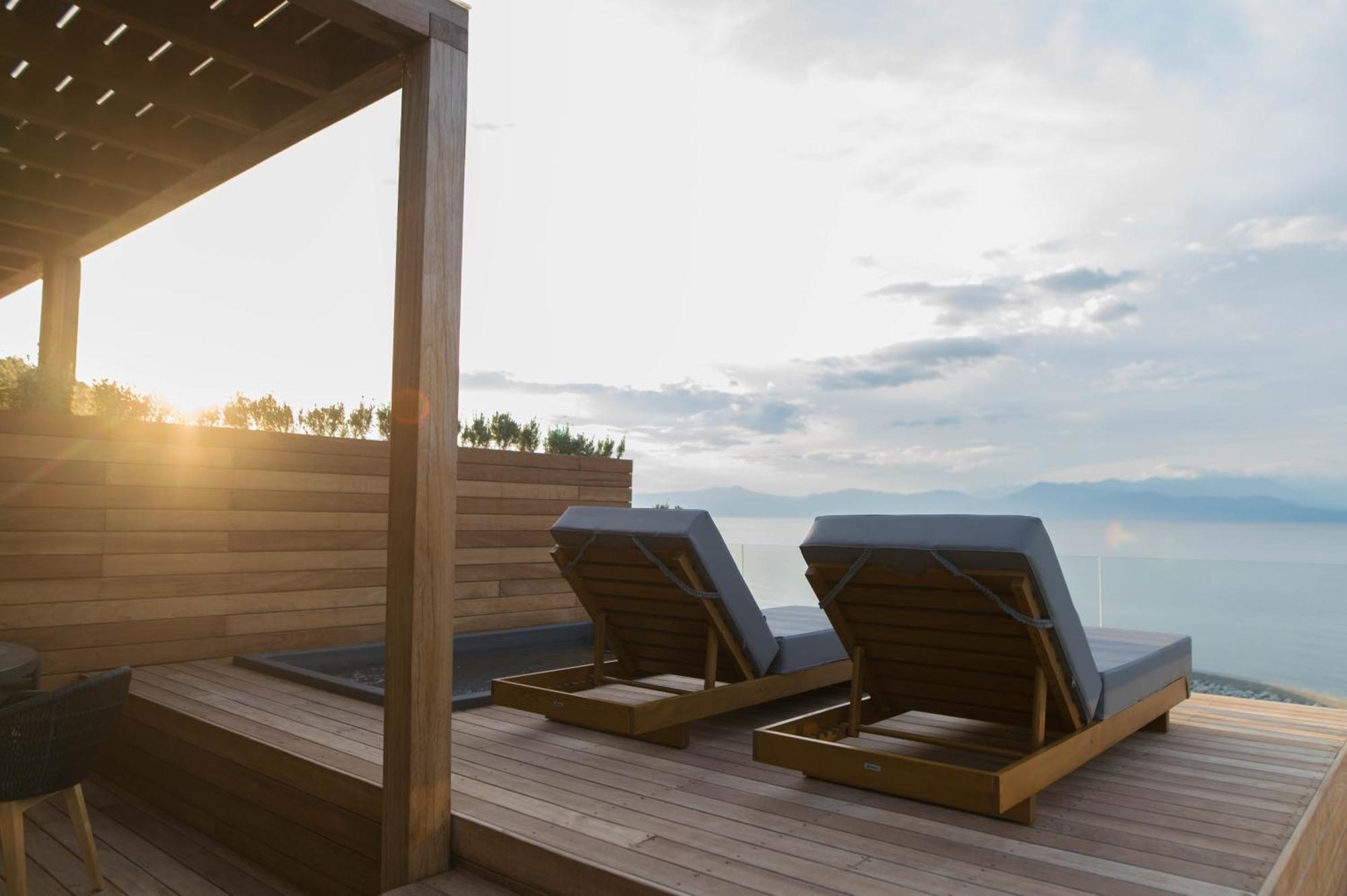 Alissachni Seaside Hotel Дервенион Экстерьер фото