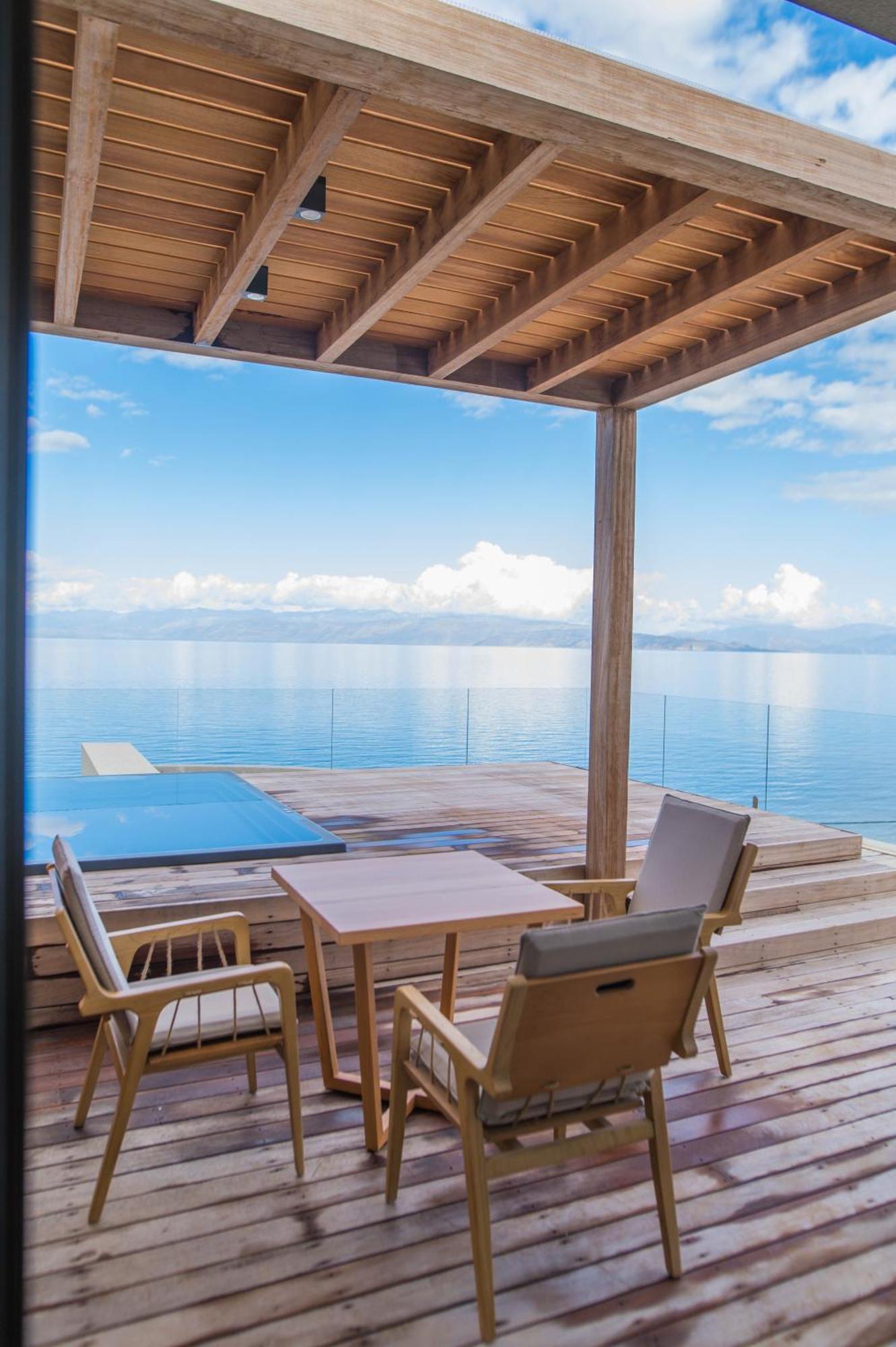 Alissachni Seaside Hotel Дервенион Экстерьер фото
